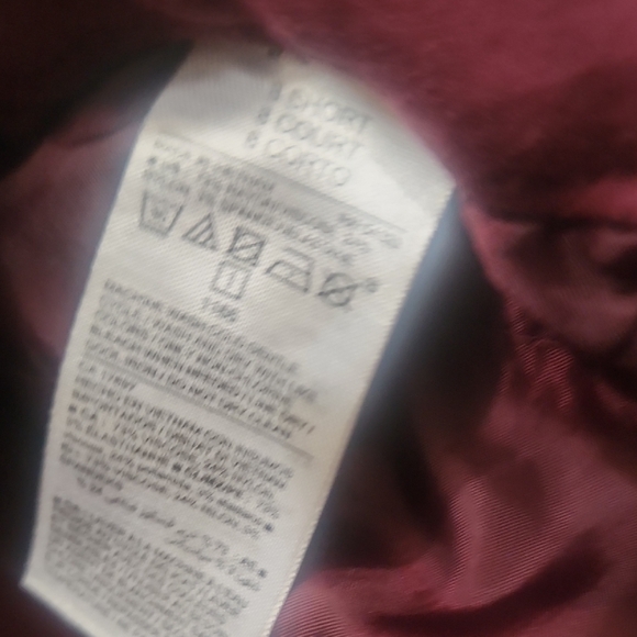 Old Navy Deep Red Pixie Pants - Picture 3 of 4